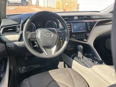 2018 Toyota Camry - Photo 4