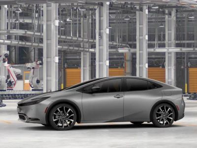 2026 Toyota Prius Plug-in Hybrid - Photo 5