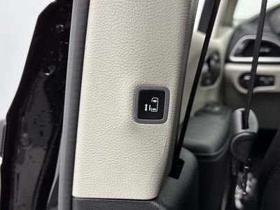 2024 Chrysler Pacifica - Photo 22