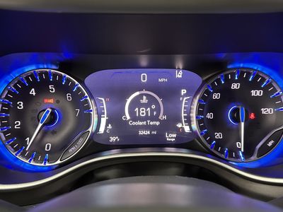 2024 Chrysler Pacifica - Photo 15