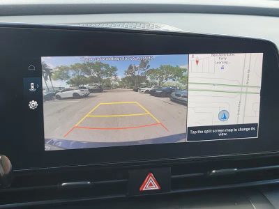 2023 Hyundai Elantra — photo 28 view