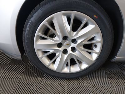 2019 Chevrolet Impala - Photo 10