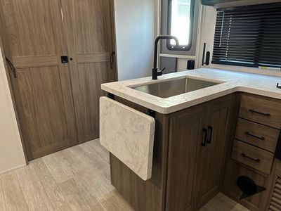 2026 Coachmen RV Freedom Express Select - Photo 36