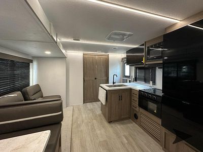 2026 Coachmen RV Freedom Express Select - Photo 22