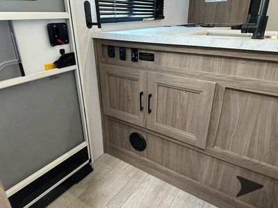 2026 Coachmen RV Freedom Express Select - Photo 42