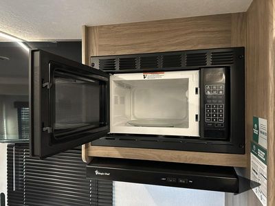 2026 Coachmen RV Freedom Express Select - Photo 33