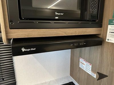 2026 Coachmen RV Freedom Express Select - Photo 30