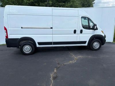 2025 RAM ProMaster 2500 — side profile view