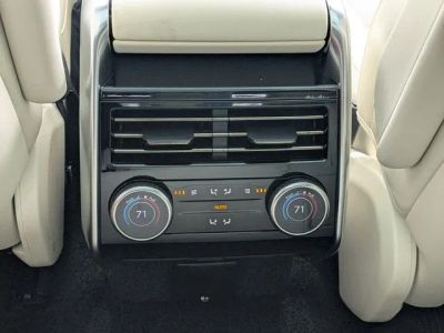 2026 Land Rover Range Rover — photo 14 view