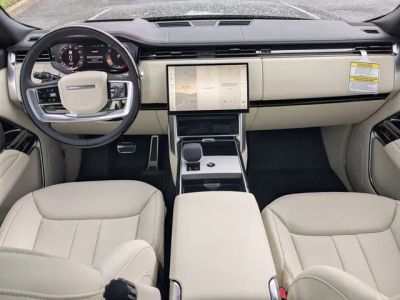 2026 Land Rover Range Rover — photo 15 view