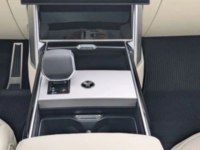 2026 Land Rover Range Rover — photo 19 view