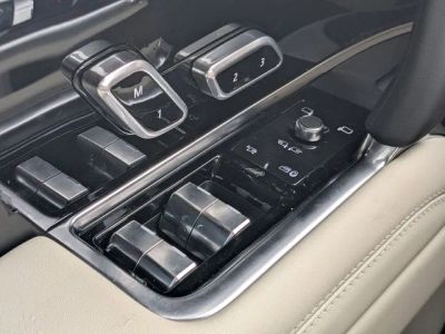 2026 Land Rover Range Rover — photo 26 view