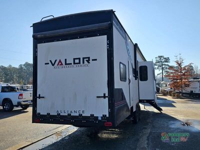 2026 Alliance RV Valor All-Access - Photo 2