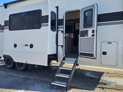 2026 Alliance RV Valor All-Access - Photo 6