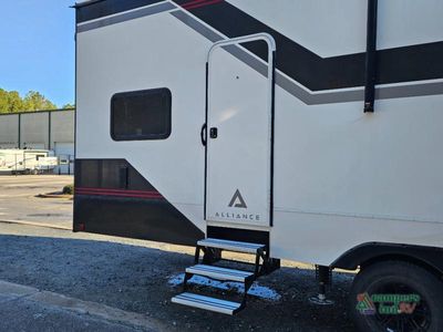 2026 Alliance RV Valor All-Access - Photo 5