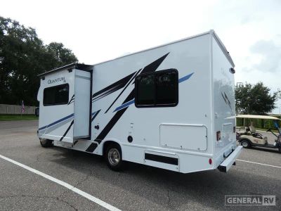 2026 Thor Motor Coach Quantum SE — side profile view