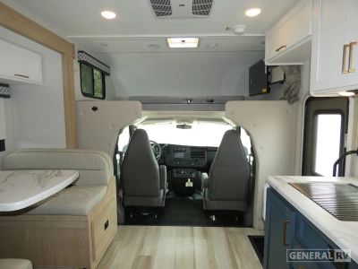 2026 Thor Motor Coach Quantum SE — engine compartment view