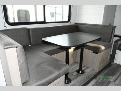 2026 Jayco Jay Flight SLX - Photo 8