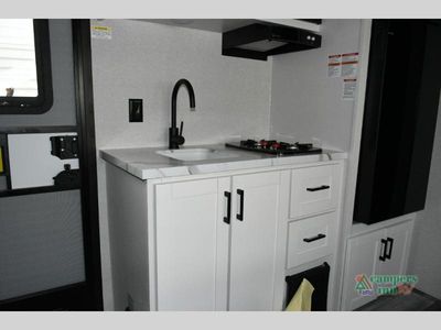 2026 Jayco Jay Flight SLX - Photo 14