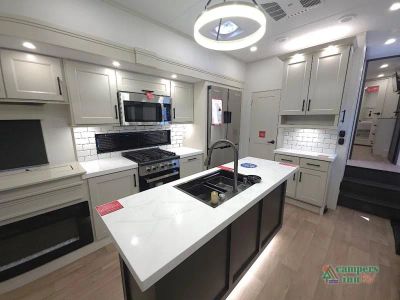 2026 Grand Design Solitude - Photo 19