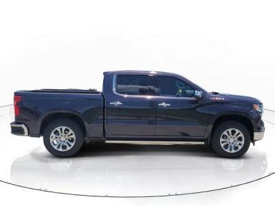 2023 Chevrolet Silverado 1500 — interior view