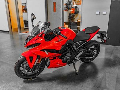 2026 Suzuki GSX-8R - Photo 7