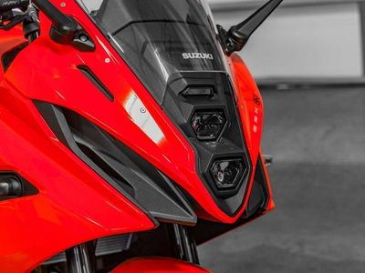 2026 Suzuki GSX-8R - Photo 13