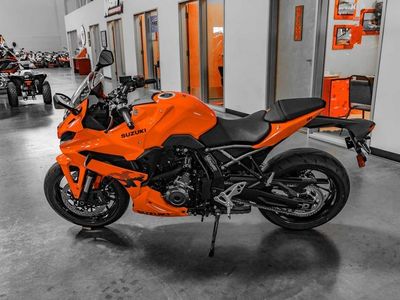 2026 Suzuki GSX-8R - Photo 6