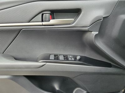 2026 Toyota Camry - Photo 15