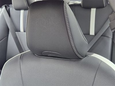 2026 Toyota Camry - Photo 17