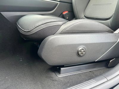 2026 Mercedes-Benz GLC 300 — interior view