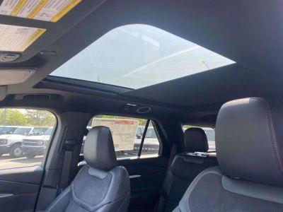 2026 Ford Explorer — photo 13 view