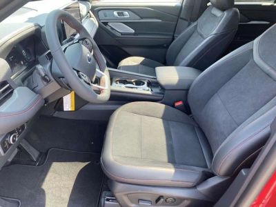 2026 Ford Explorer — photo 14 view