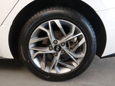 2020 Hyundai Sonata — photo 10 view