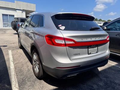 2017 Lincoln MKX — rear three-quarter view