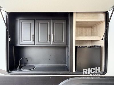 2024 Forest River Sierra Luxury - Photo 6