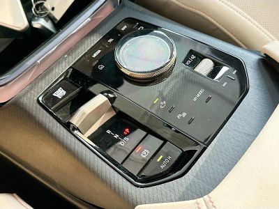 2025 BMW X3 — photo 16 view