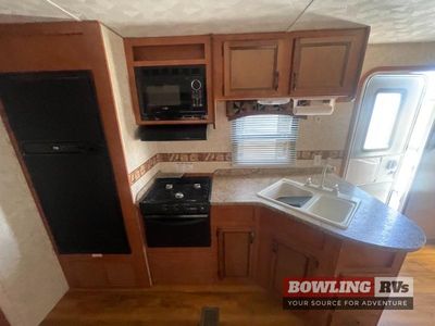 2013 Conquest 260RLS Lite — photo 10 view