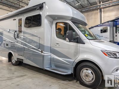 2023 Tiffin Motorhomes Wayfarer - Photo 1
