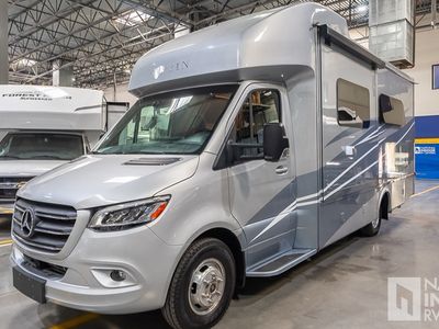2023 Tiffin Motorhomes Wayfarer - Photo 3