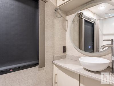 2023 Tiffin Motorhomes Wayfarer - Photo 16