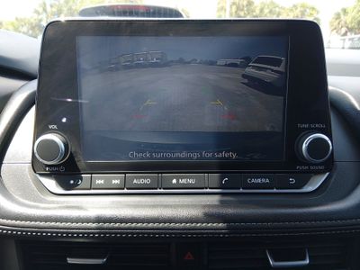 2025 Nissan Rogue - Photo 16
