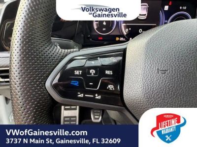 2022 Volkswagen Golf R — photo 23 view