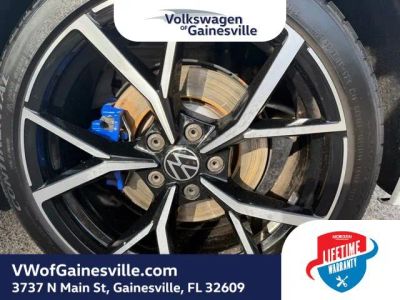 2022 Volkswagen Golf R — photo 30 view