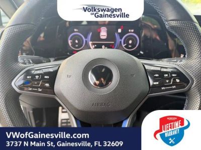 2022 Volkswagen Golf R — photo 22 view