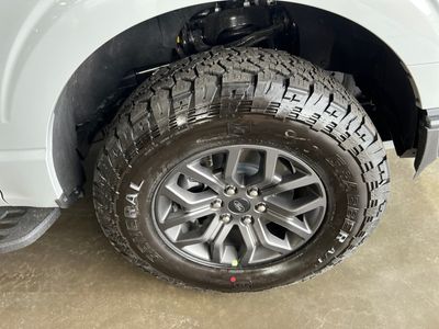 2026 Ford F-150 — photo 9 view