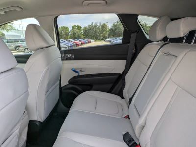 2026 Hyundai TUCSON HYBRID — photo 13 view
