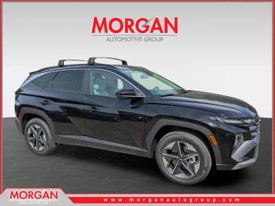 2026 Hyundai TUCSON HYBRID SEL in Ash Black — front three-quarter view