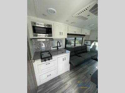 2025 Gulf Stream BT Cruiser - Photo 6