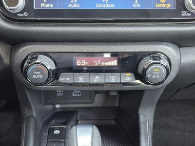 2024 Nissan Kicks — photo 13 view